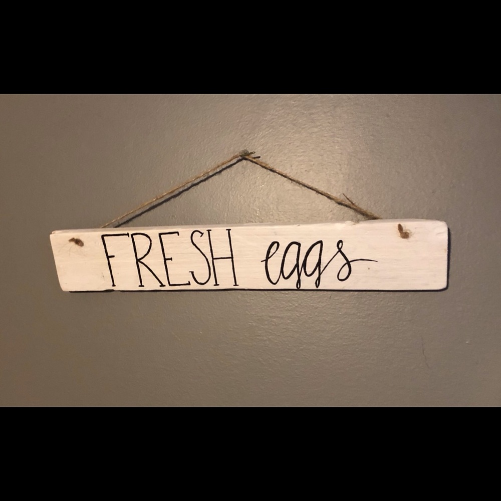 Farmhouse Handmade Fresh Eggs Rustic Sign 🥚